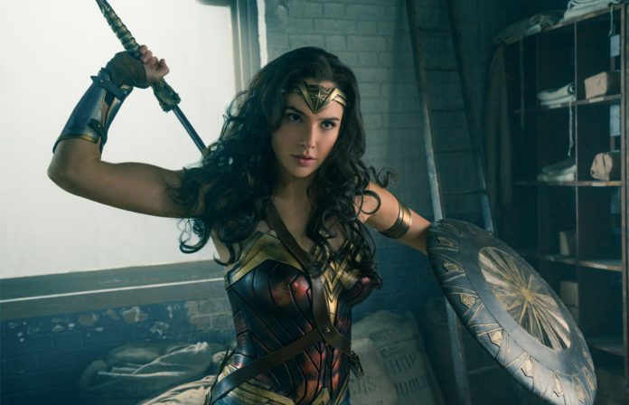 ¿Wonder Woman debería aparecer en pantalla como #bisexual?