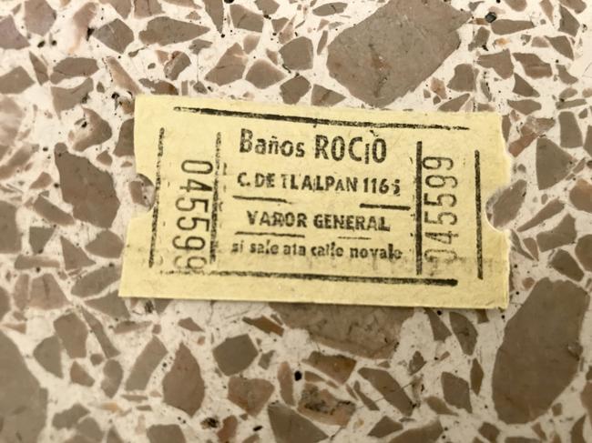 Los Baños Rocío: el lugar donde ligaba Monsiváis
