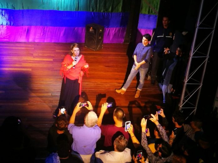 ¡Sorprendente! Vicepresidenta de Costa Rica celebró en bar gay resolución de matrimonio igualitario.