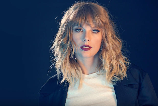 Taylor Swift envía carta y flores a mujeres que contrajeron matrimonio