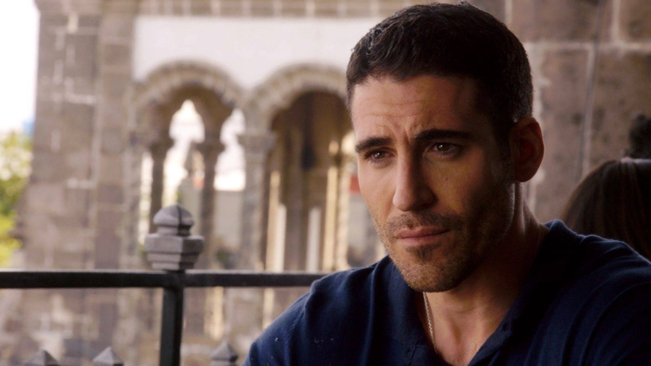 El “orgullo” de interpretar un personaje gay en ‘Sense8’