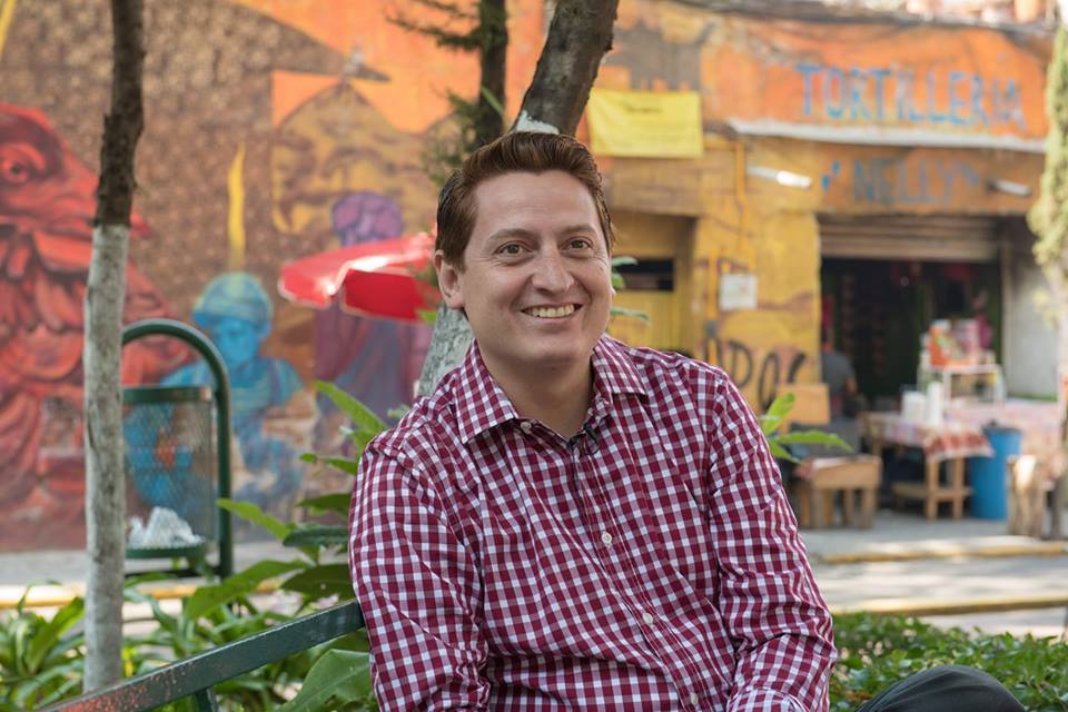 Candidato de morena a la alcaldía de Cuauhtémoc presenta 12 compromisos por la Diversidad Sexual