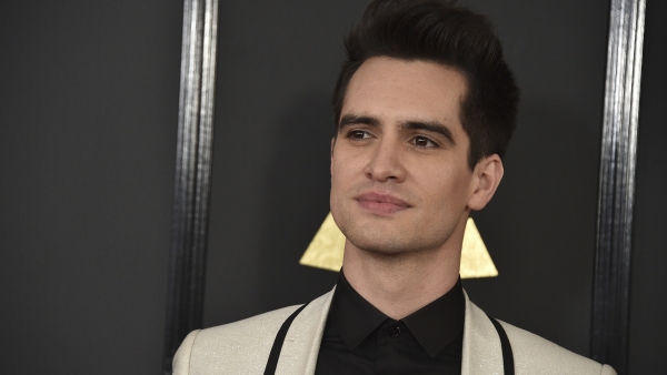 El cantante de ‘Panic!  at the disco’, Brendon Urie, explica que es pansexual