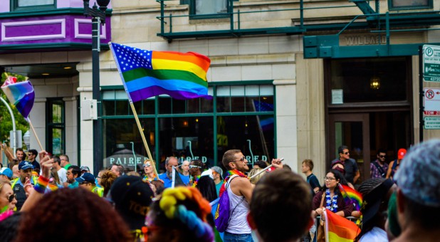 “Que siempre no” dicen cristianos de universidad sobre relaciones LGBT en su establecimiento