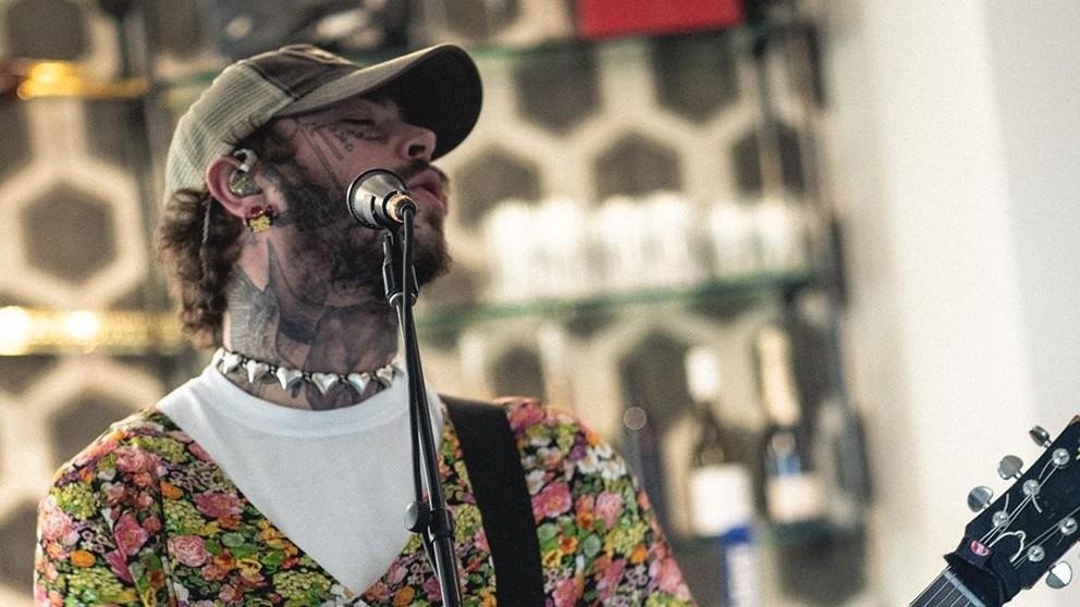 Momento icónico de Post Malone en homenaje de Kurt Cobain