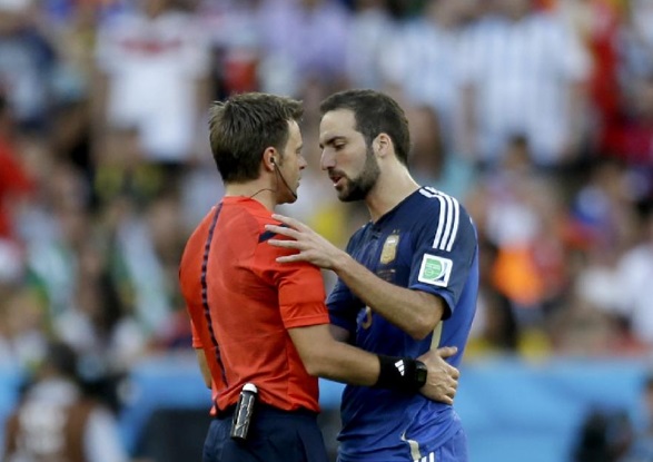 Hablemos el tabú que ha sido la homosexualidad en el Fútbol