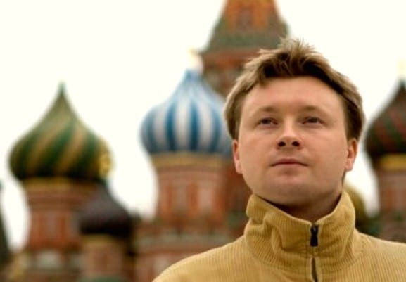Nikolái Alexéyev levanta la voz en Rusia por asesinato de joven LGBT