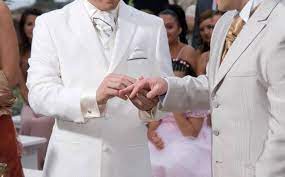 Parejas LGBT pagan hasta 20 mil pesos para poder casarse en Guanajuato
