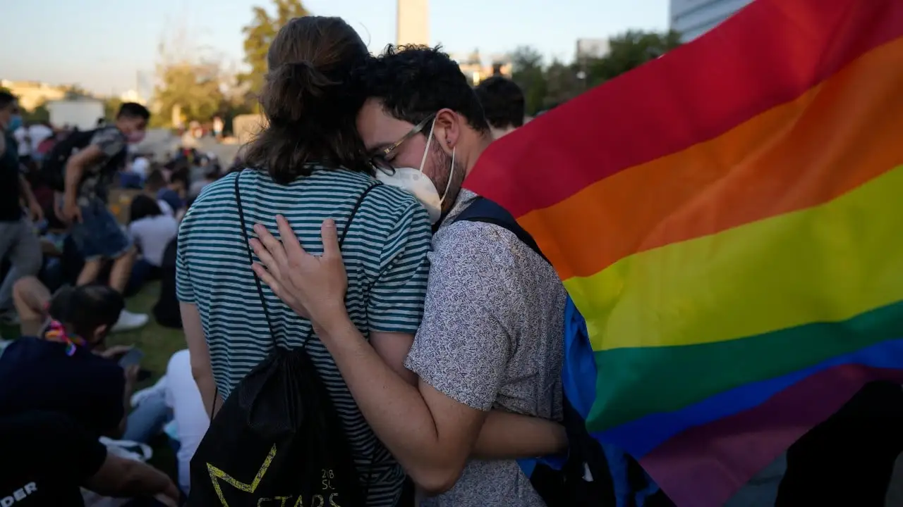 ¡Chile aprueba matrimonio igualitario!