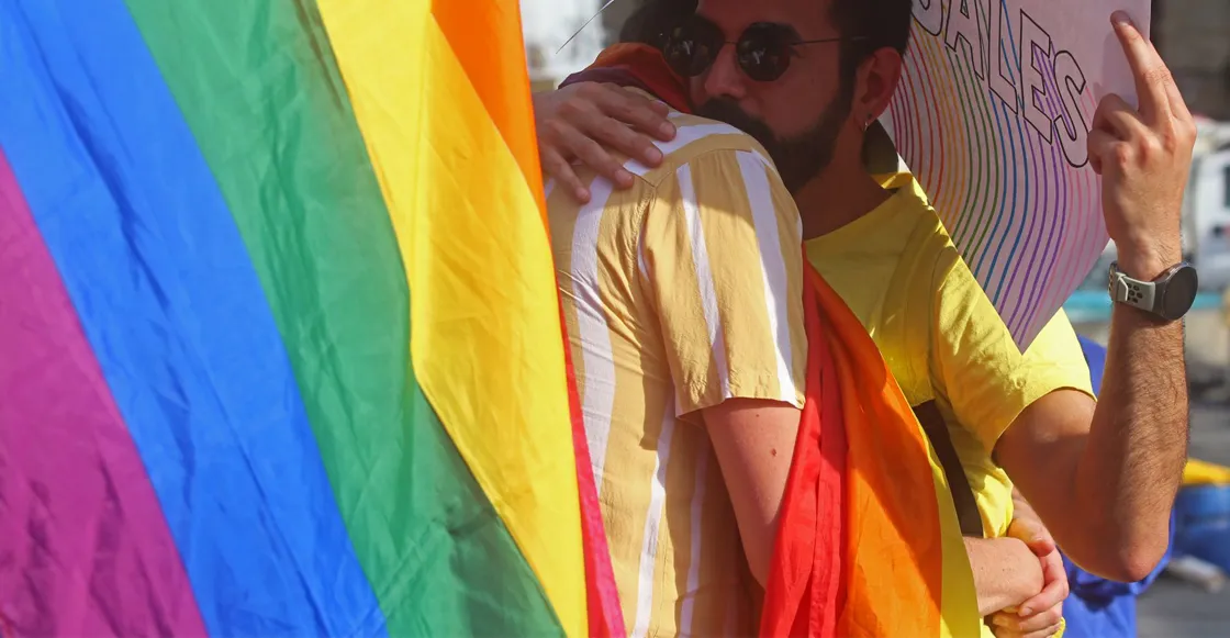 Denuncian a policías que persiguieron y golpearon a pareja en Roma Sur