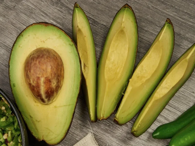 Aguacate: de la deforestación en Michoacán al Super Bowl