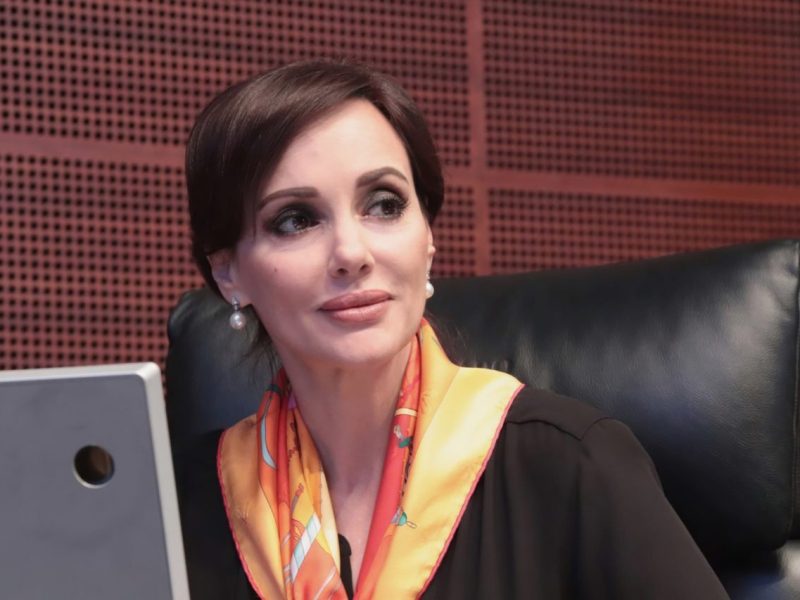 Alan Estrada critica a Lilly Téllez por pronunciarse contra el lenguaje inclusivo durante la Marcha LGBT