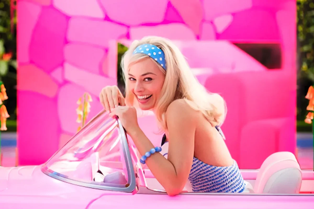 “Barbie”: La muñeca icónica en una película que desafía estereotipos de género