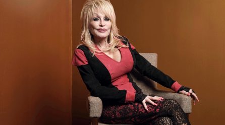 Dolly Parton: celebrando su trayectoria en la música y la sociedad