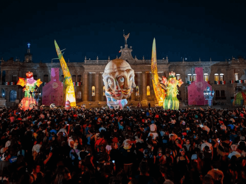Festival Internacional de Santa Lucía abre oportunidades para cientos de voluntarios culturales